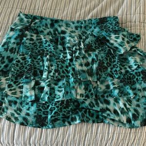 Dona Jo Tennis Skirt, great condition, size XL